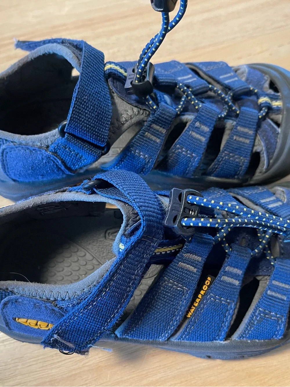 Keen Newport H2 Hiking Sandals Size 13 Youth Blue Water Shoes Casual Outdoor